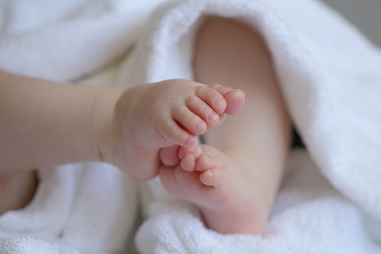 Imagen de pies de bebe